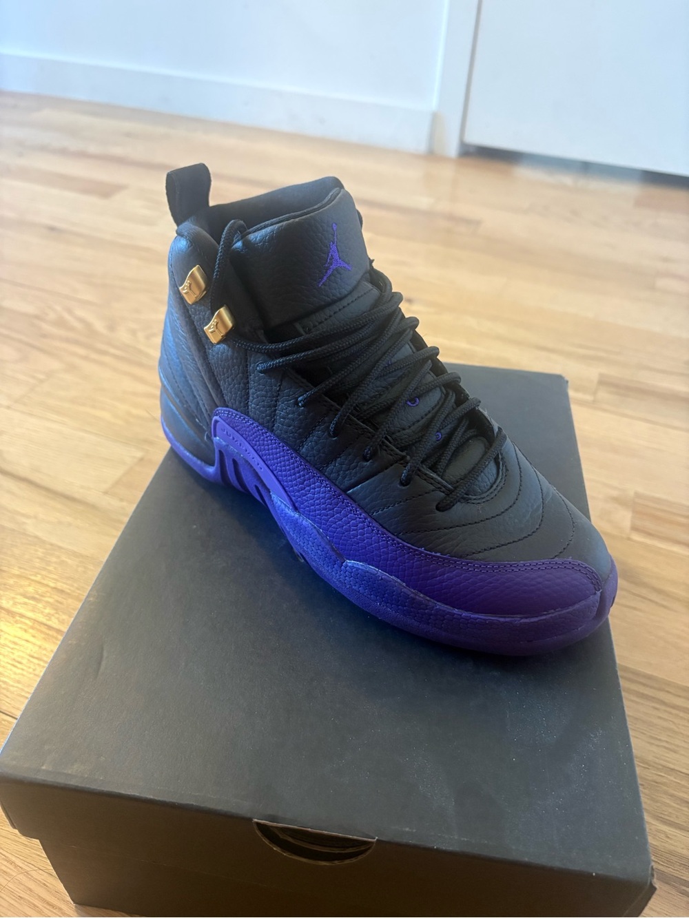 Jordan Kids' High-Top Sneakers — Black & Purple with Gold Accents